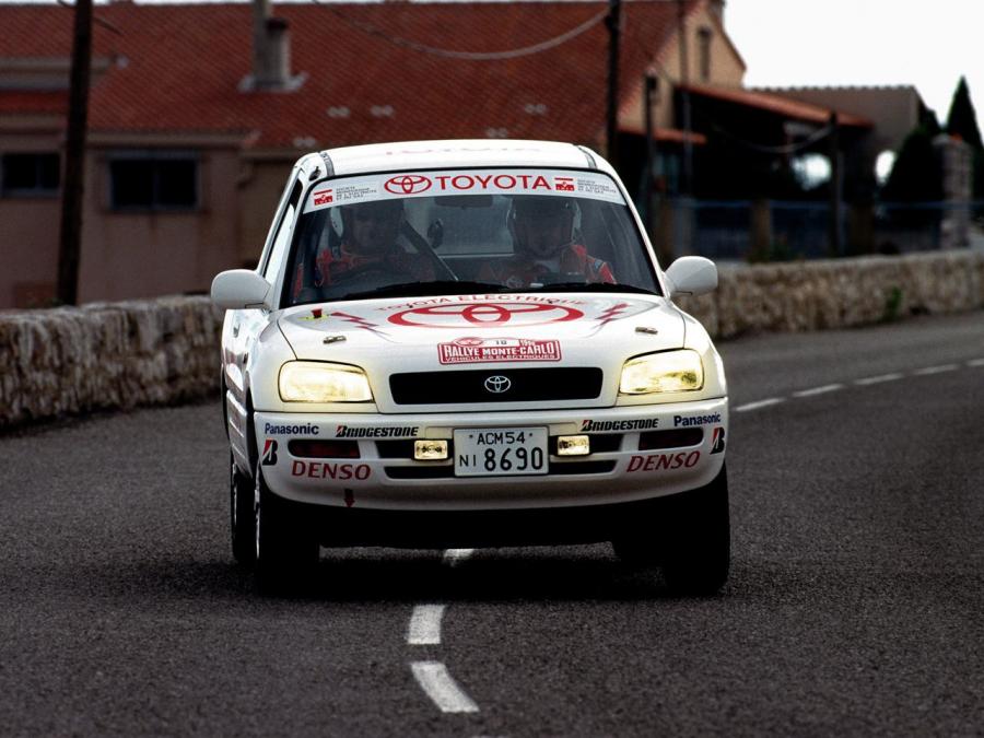  Toyota RAV4 EV Rally Car 3-Door 1998 года  (фото 2 из 3)